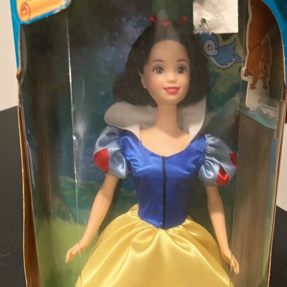 Disney Snow White Doll by Mattel